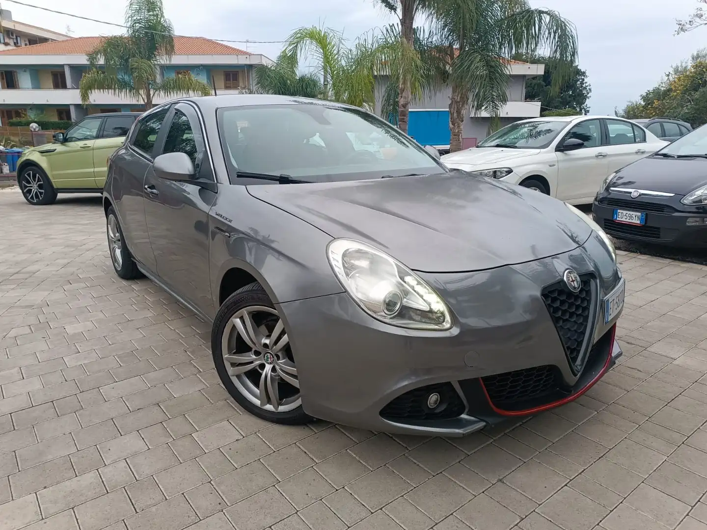Alfa Romeo Giulietta 1.6 jtdm Veloce Grigio - 2