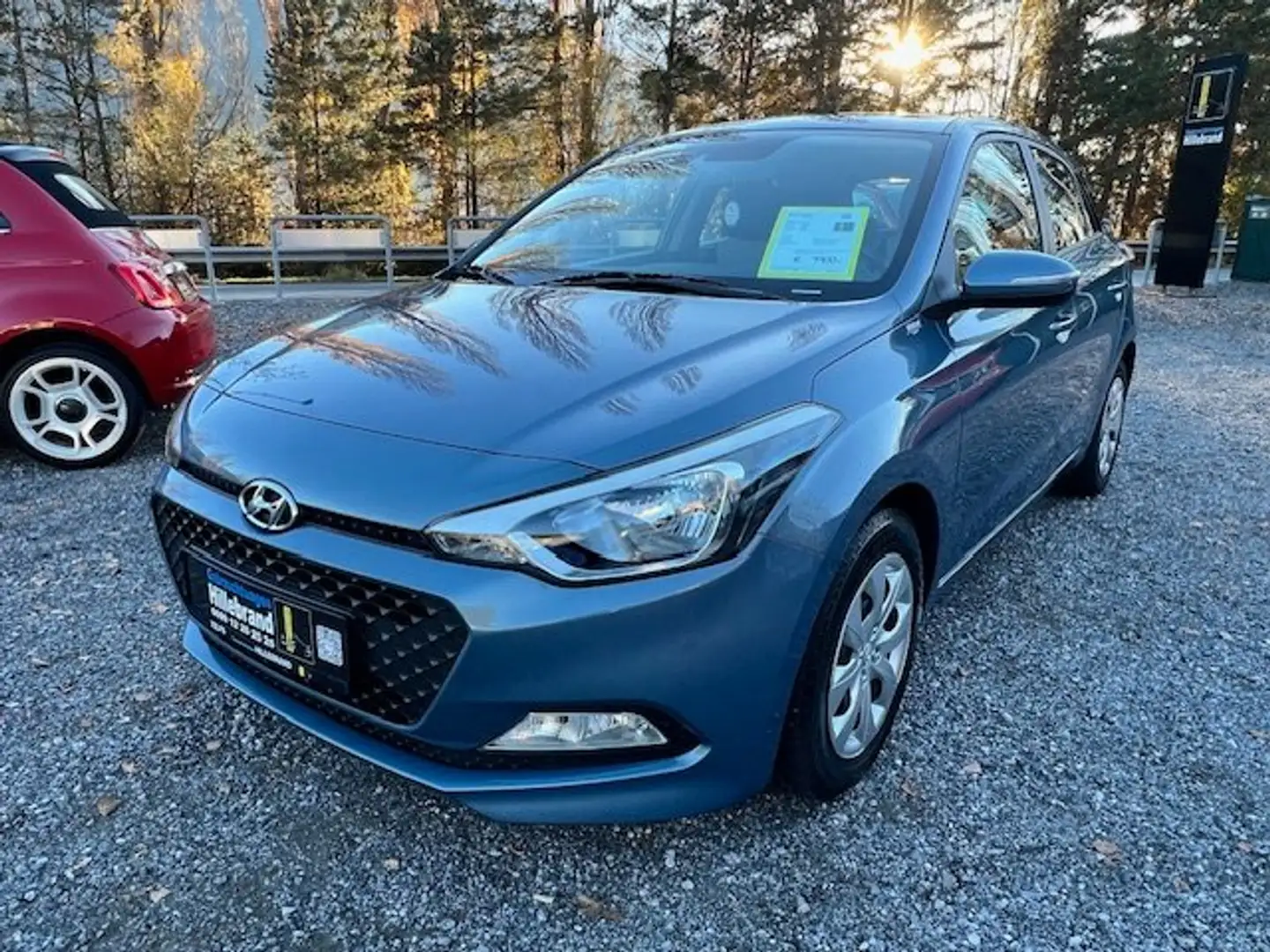 Hyundai i20 1,25 *Limited Plus* Bleu - 1