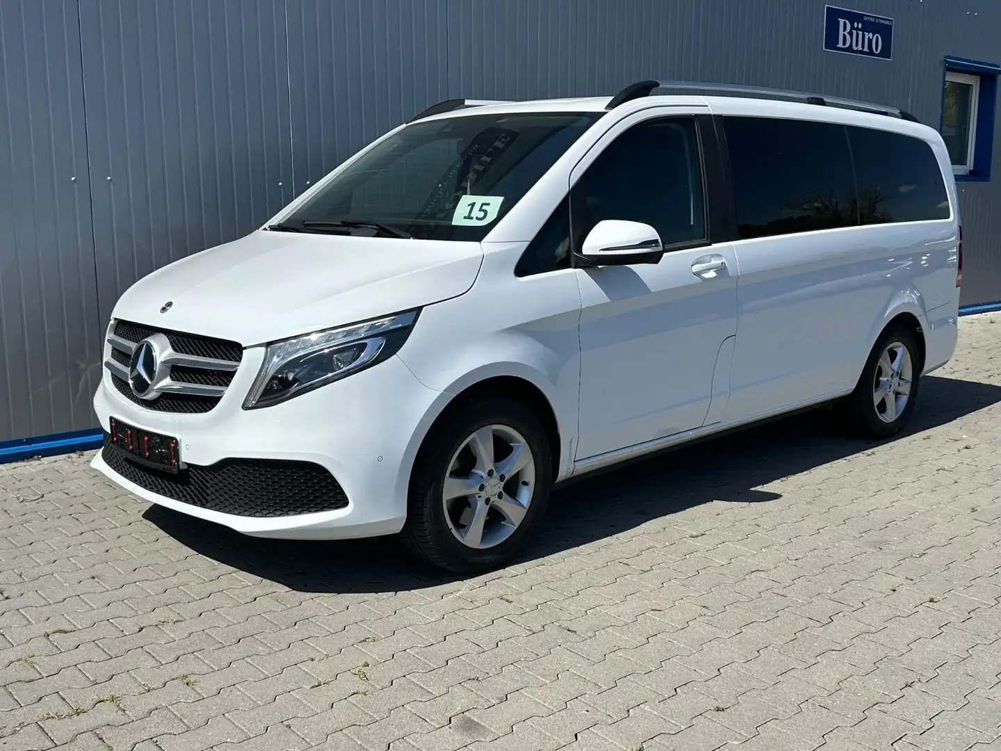 Mercedes-Benz V 220 V220 d LANG 4M 9G WEBASTO NAVI MBUX AHK 7-SITZER Blanc - 1