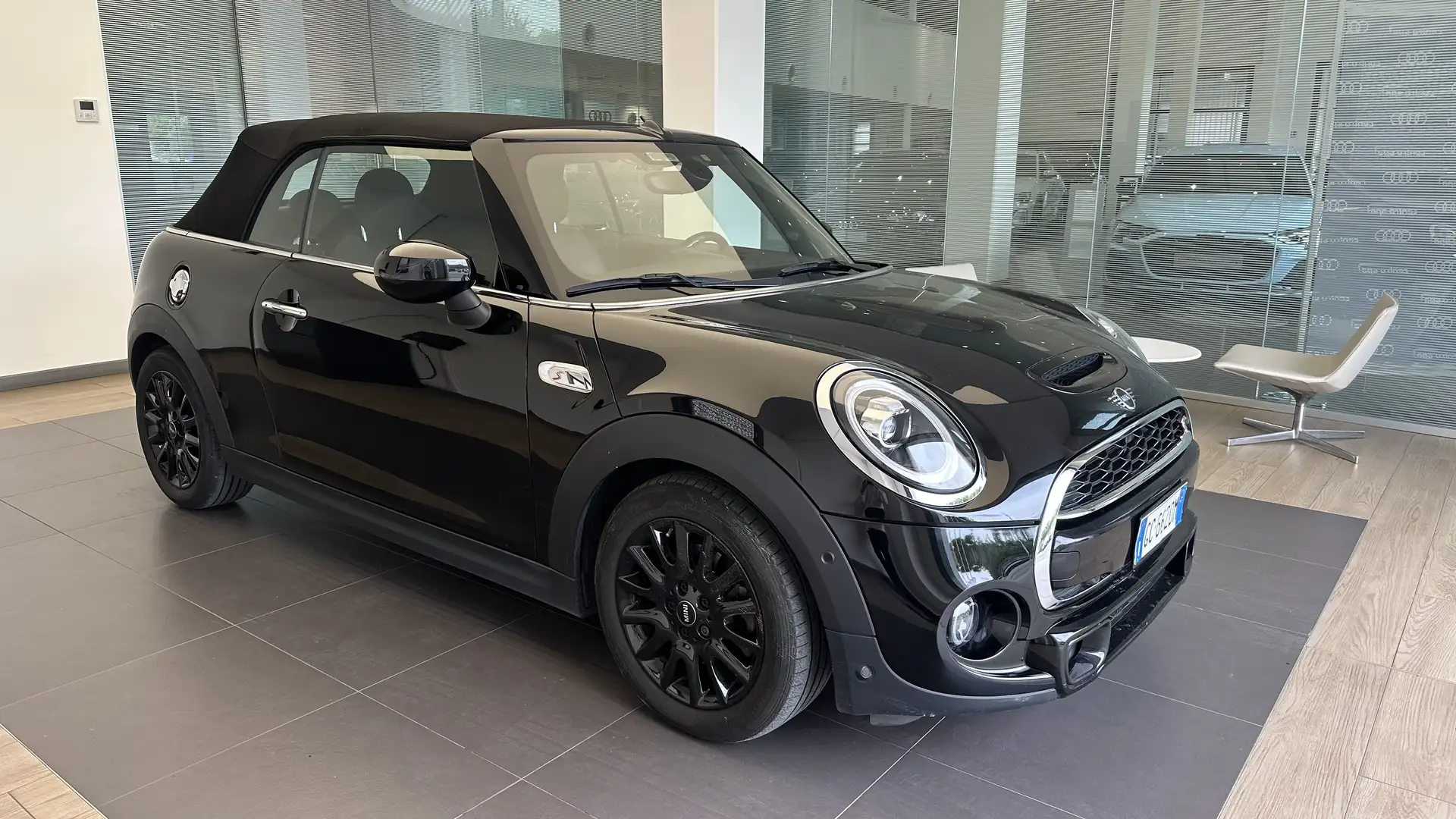 MINI Cooper S Cabrio 2.0 192CV - 1