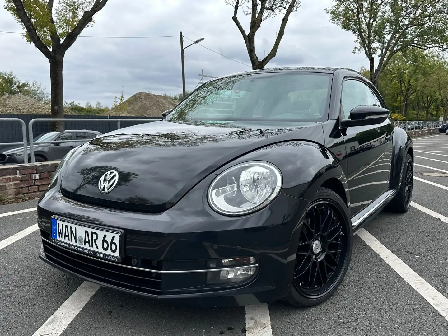 Volkswagen Beetle Design TDI DSG*PANO*SHZ*NAVI*PDC*19 Zoll Schwarz - 1