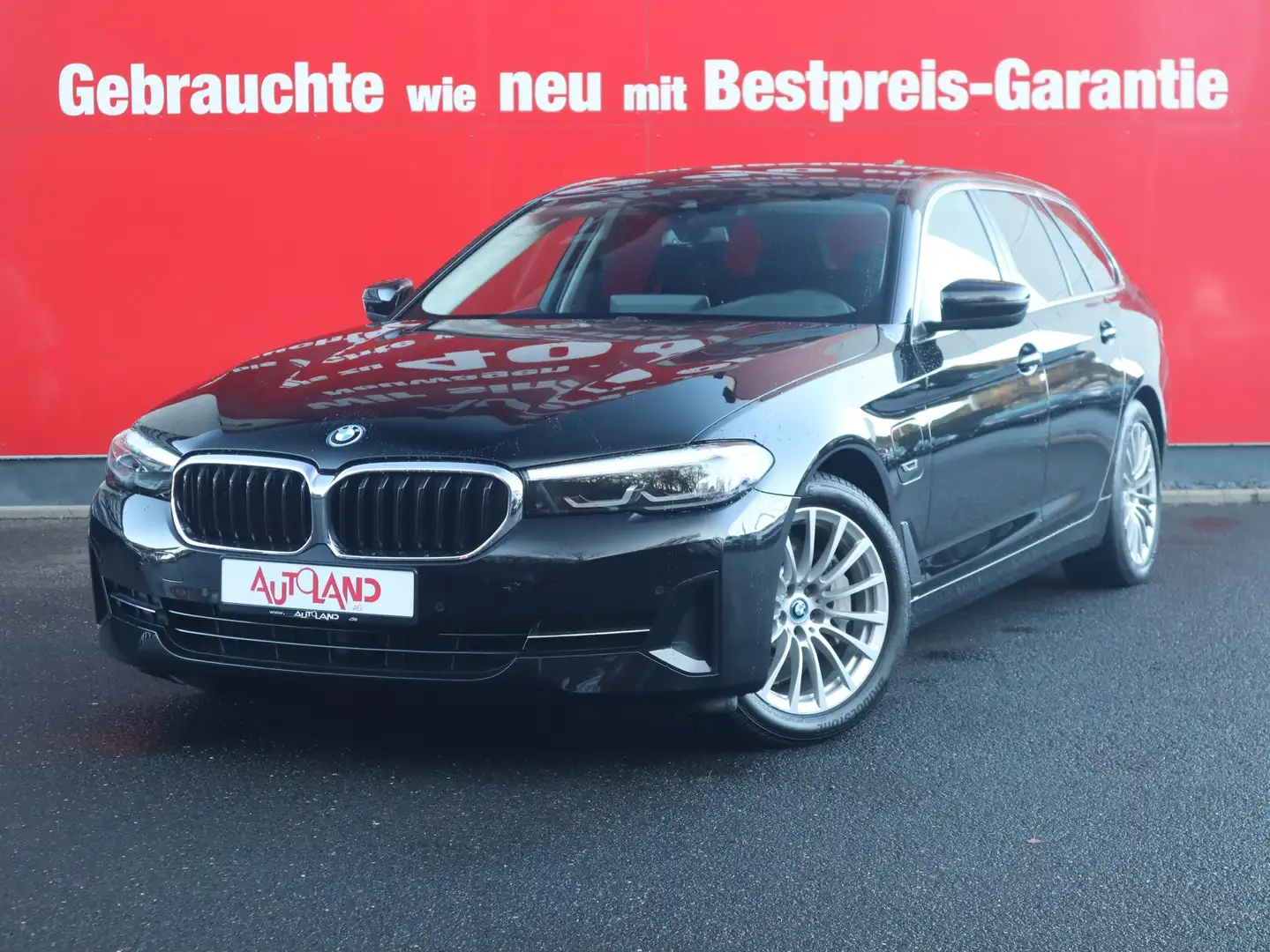 BMW 520 520e Touring Luxury Line Aut. LED Navi Leder PDC Schwarz - 2