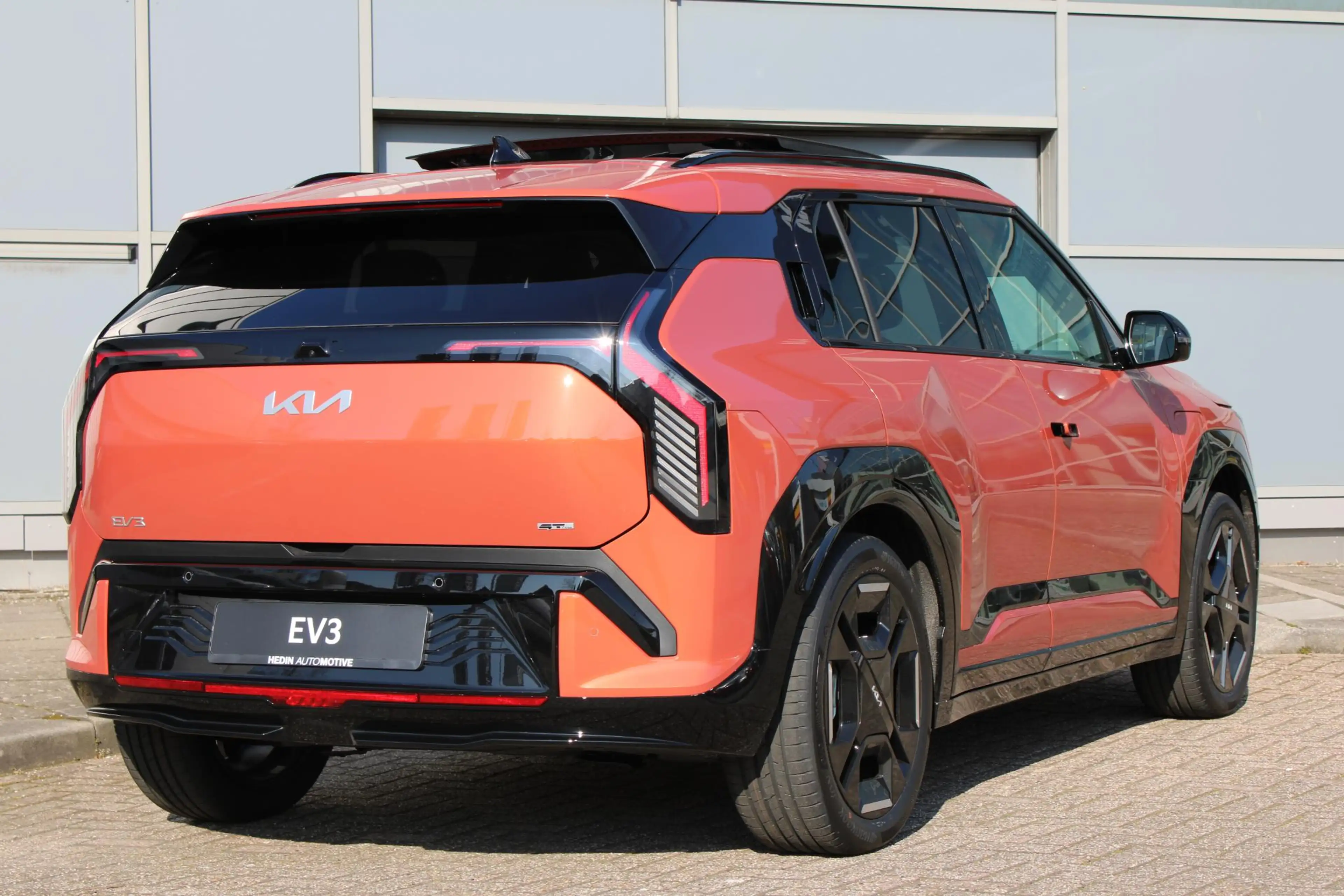 Kia EV3 GT-Line 81.4 kWh | Direct Beschikbaar | Adaptive C — photo 2