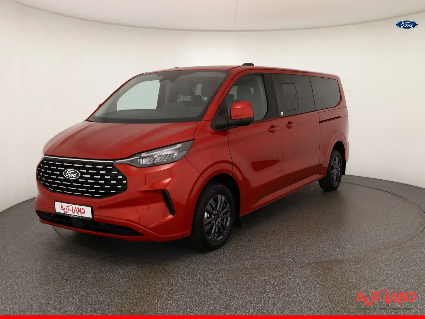 Ford Tourneo Custom 2.0 Titanium Aut. L2 LED ACC Navi K Rood - 1