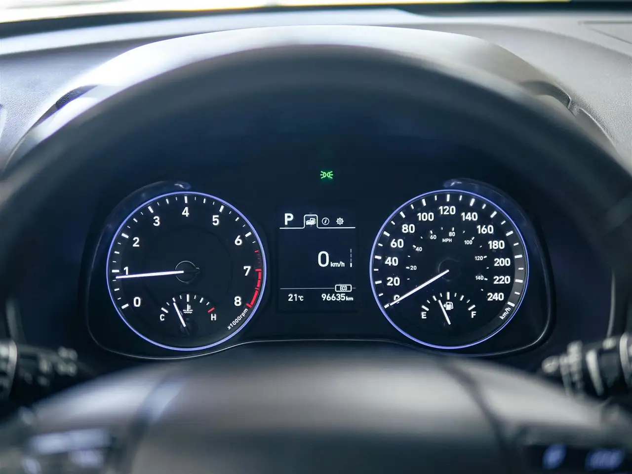 Hyundai KONA снимка Hyundai KONA
