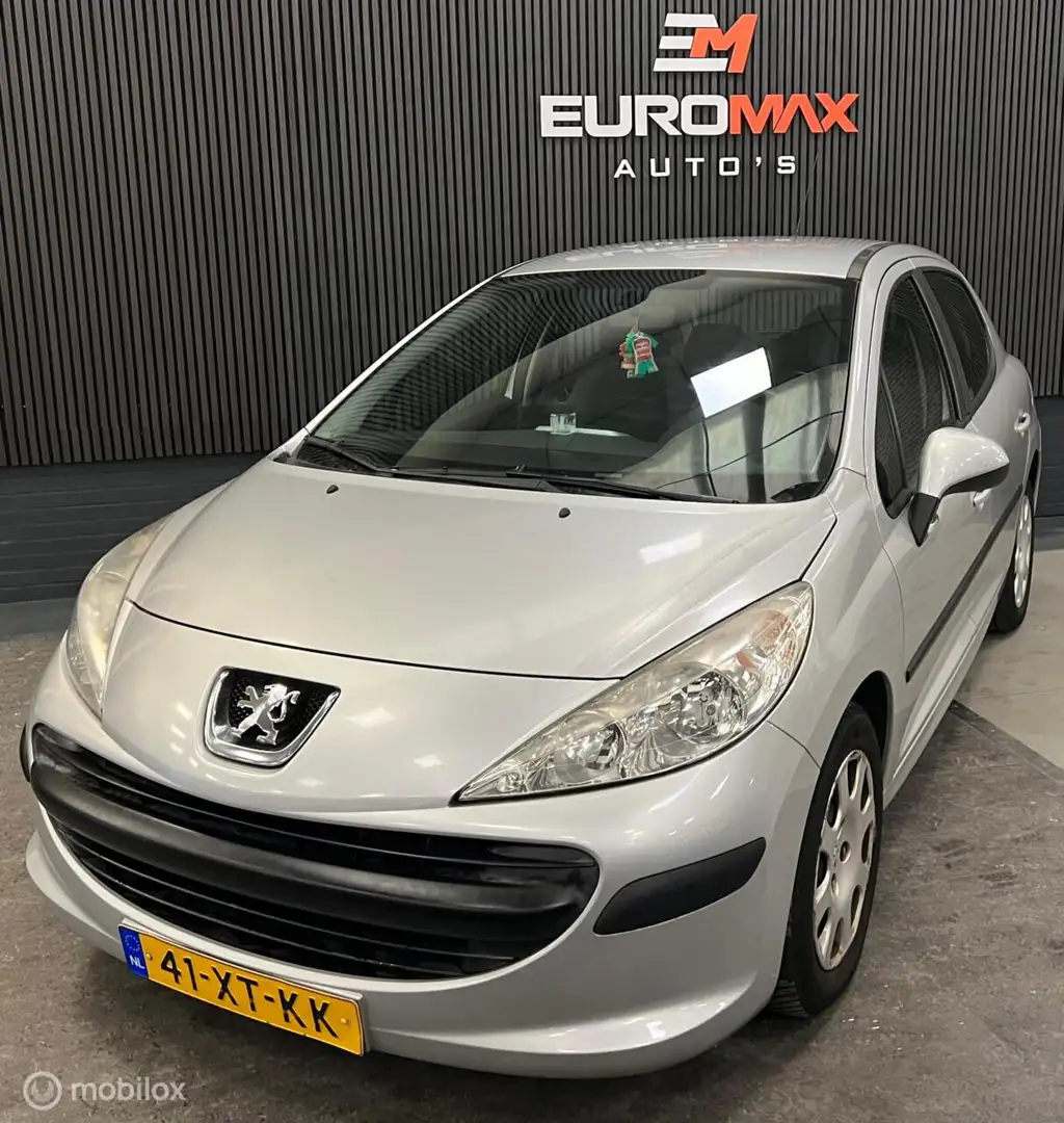 Peugeot 207 1.4 VTi XT NAP - 1e Eigenaar - Airco Grau - 1