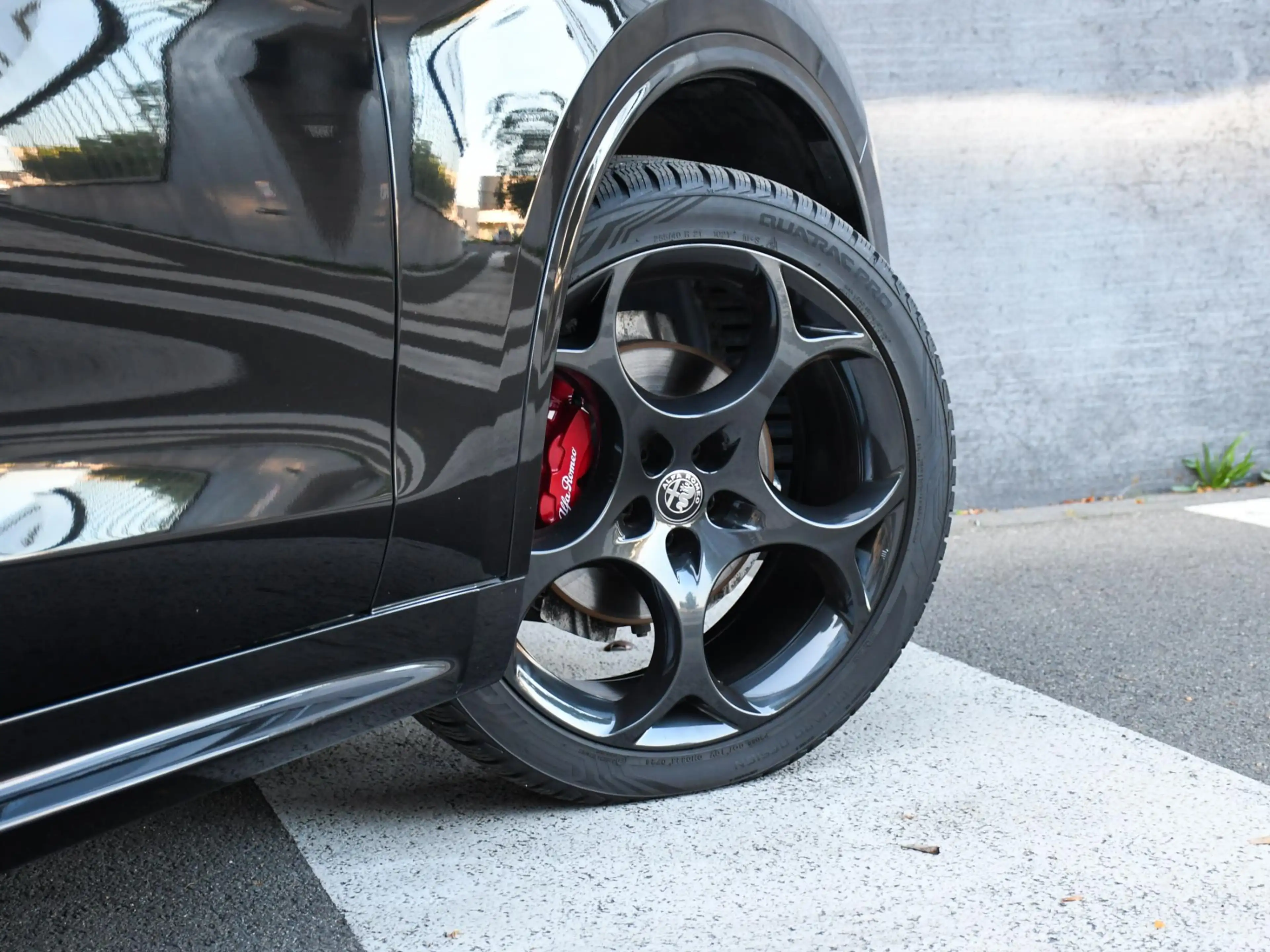 Alfa Romeo Stelvio Veloce Ti 2.0 Turbo 280pk AWD Automaat HARMAN/KARD — photo 9