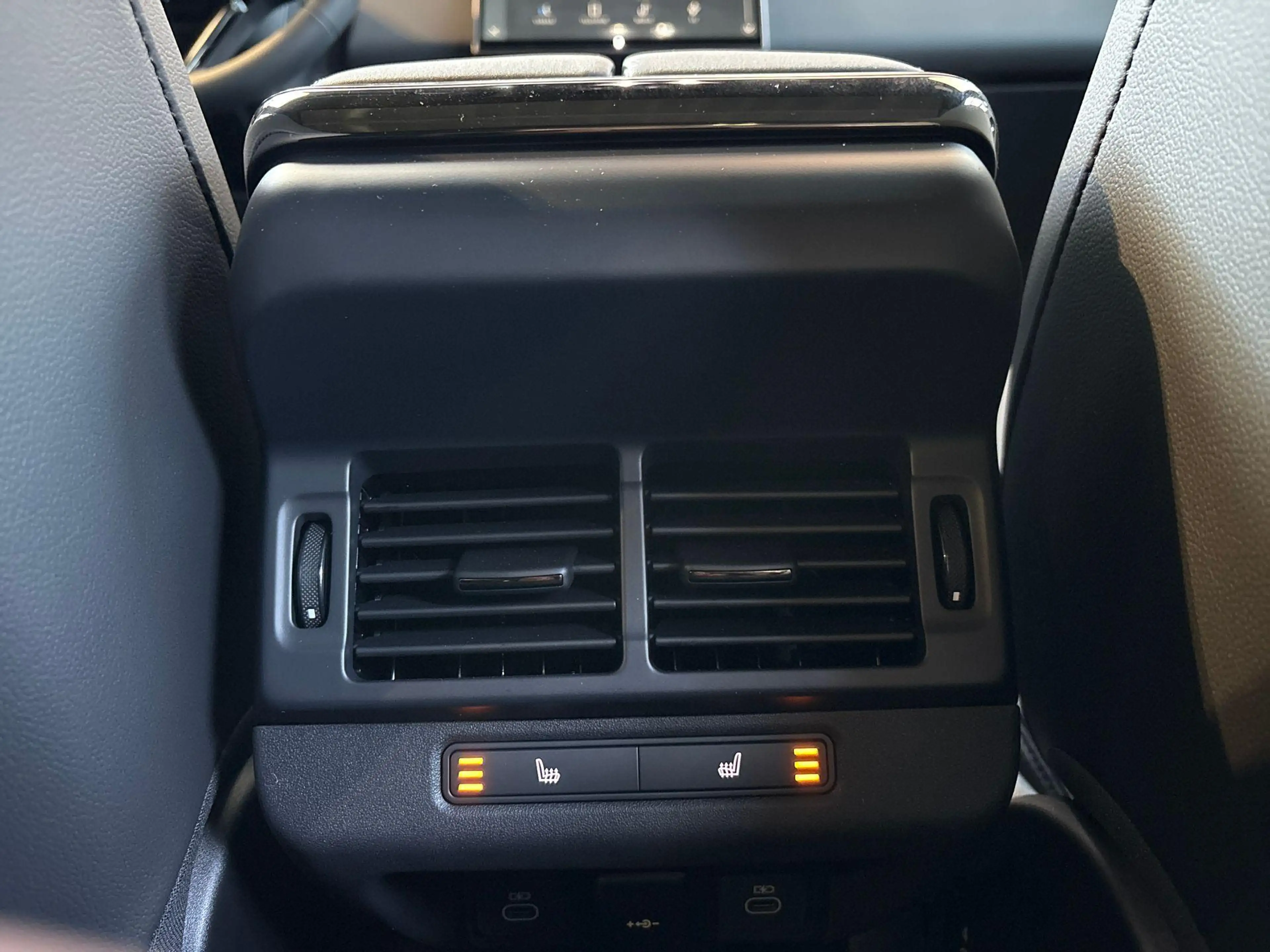 Land Rover Range Rover Evoque P270e AWD DYNAMIC SE -PANO.DAK|20"LM|BLACK PACK|CO — photo 25