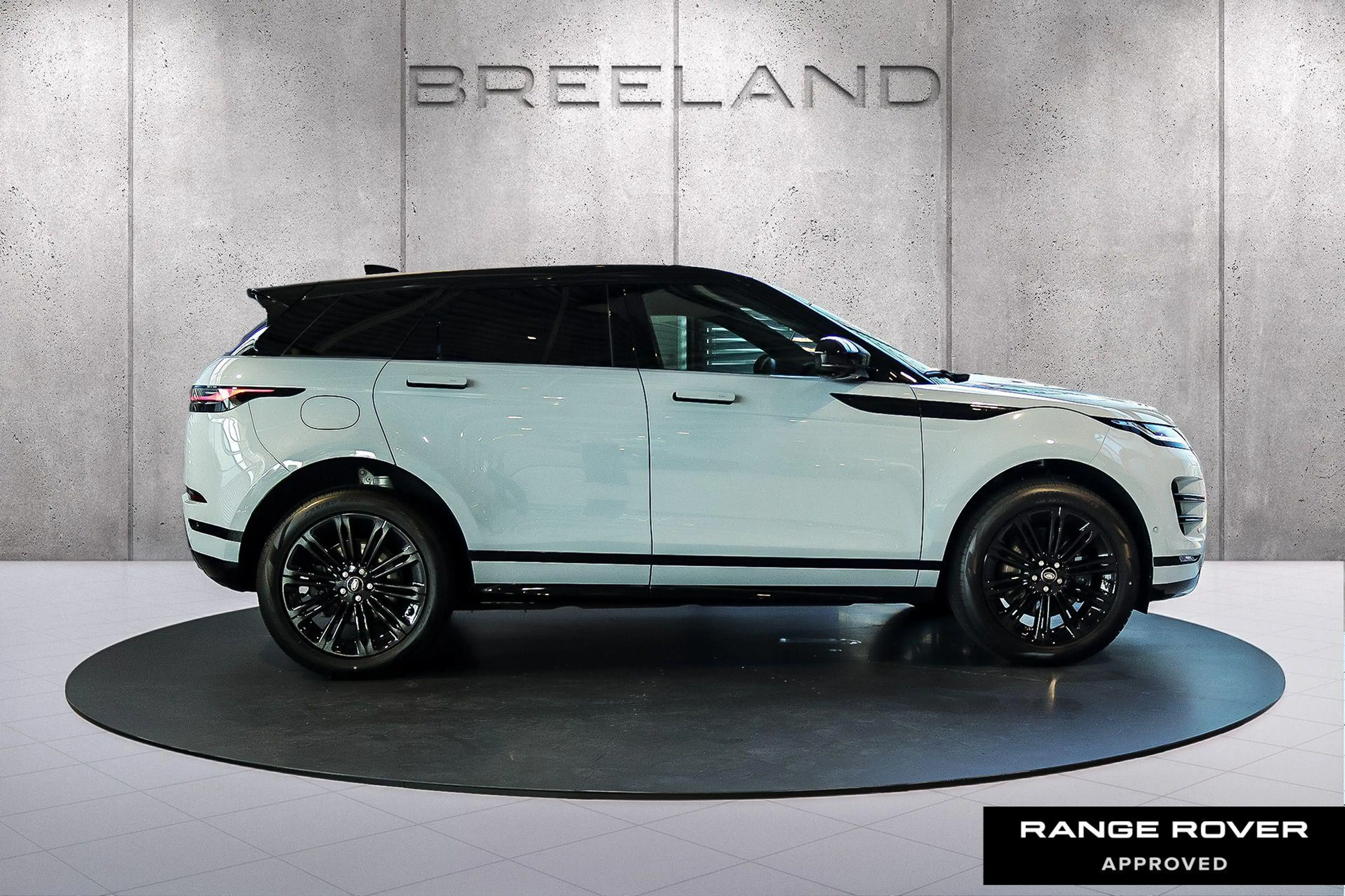 Land Rover Range Rover Evoque P270e AWD DYNAMIC SE -PANO.DAK|20"LM|BLACK PACK|CO — photo 6