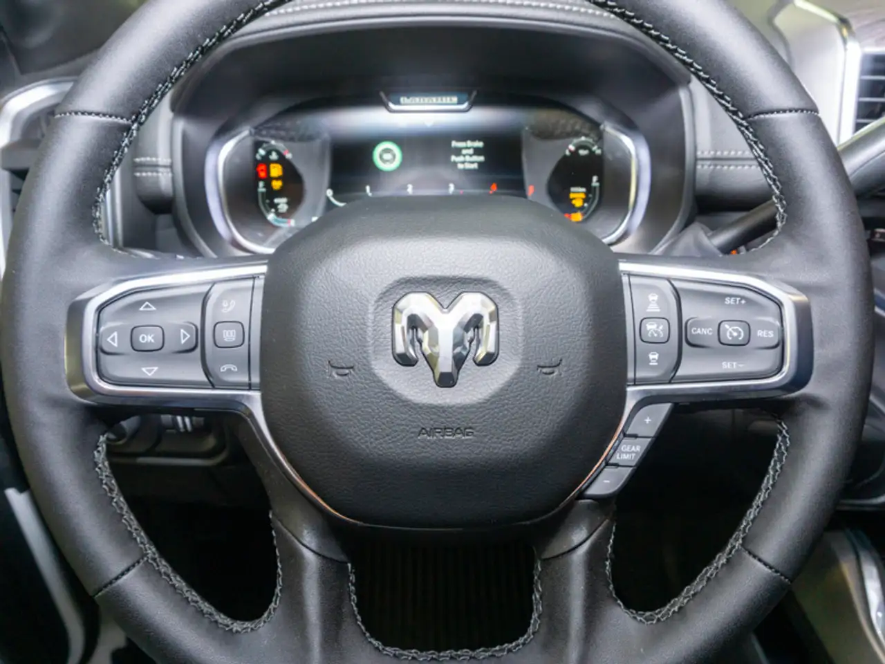 RAM 3500 снимка RAM 3500
