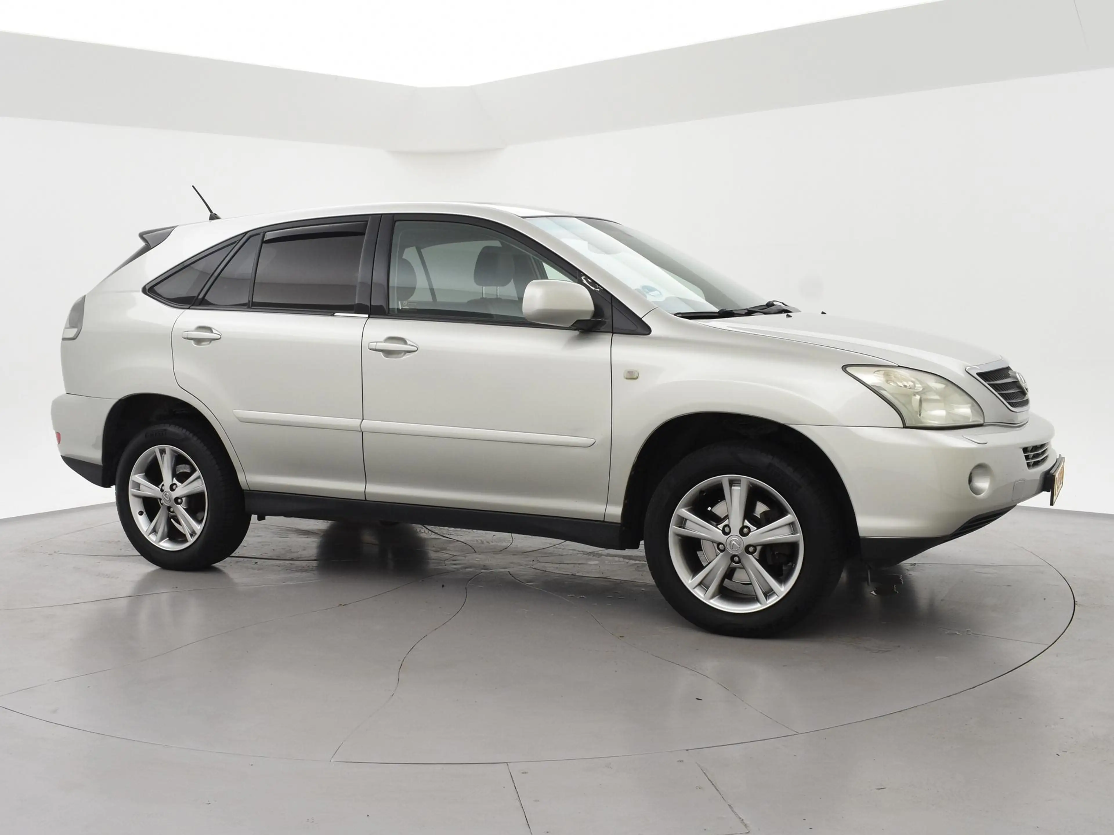 Lexus RX 400 400h 4WD 272 PK PLATINUM AUT. *YOUNGTIMER* + CAMER — photo 27