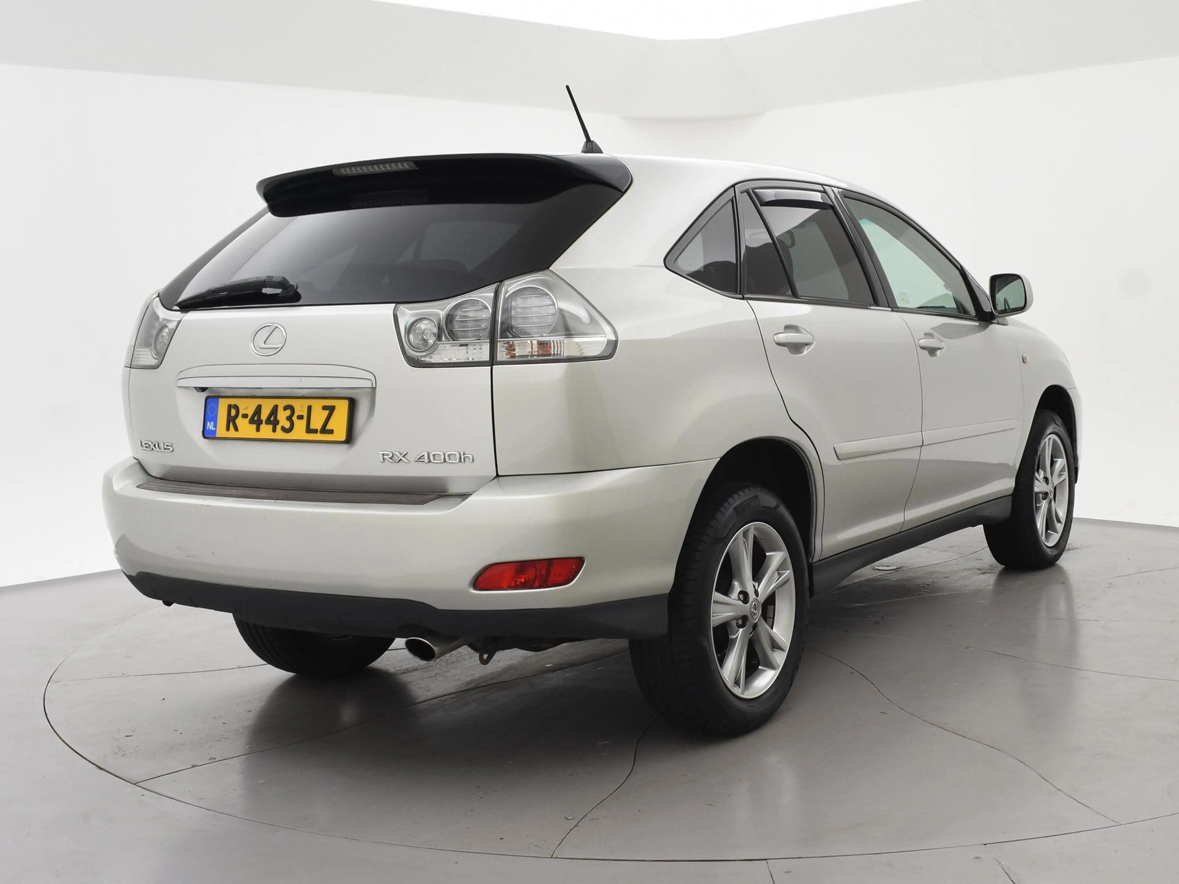 Lexus RX 400 400h 4WD 272 PK PLATINUM AUT. *YOUNGTIMER* + CAMER — photo 2