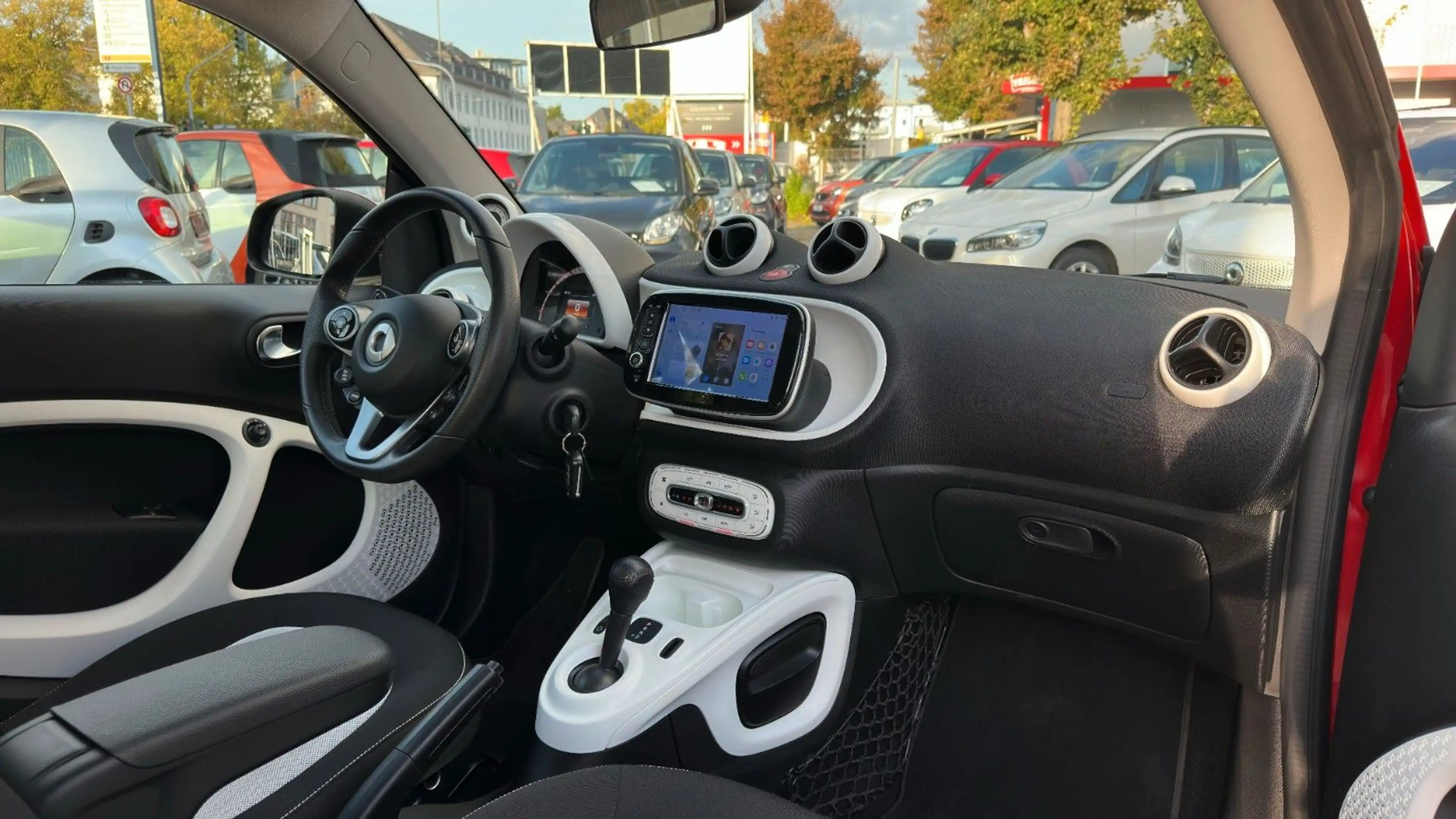 smart forTwo Coupe TURBO DCT SPORTPAKET! TITANIA MATT! PANO! — photo 3