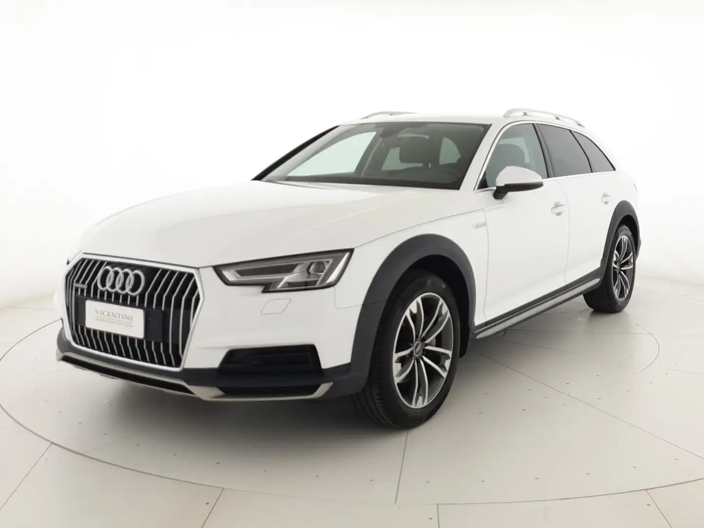 Audi A4 allroad 2.0TDI 190CV quattro S tronic Business Evolution Bianco - 1