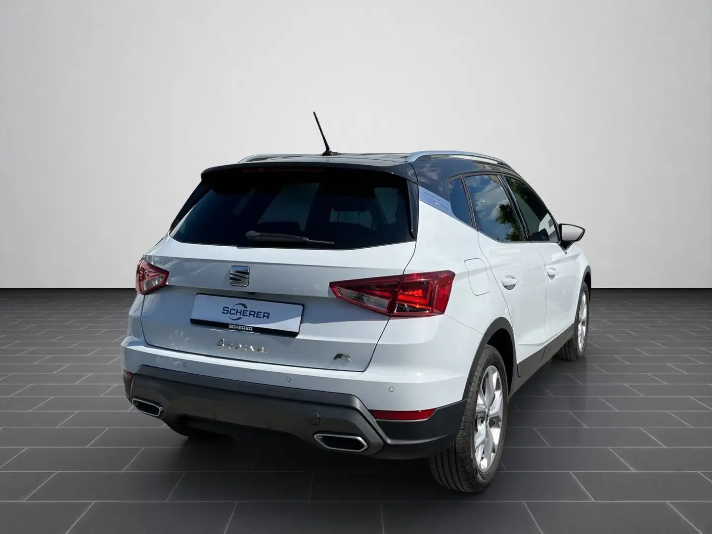 SEAT Arona FR-Line 1.0 TSI / Navi / LED / Climatronic Blanc - 2
