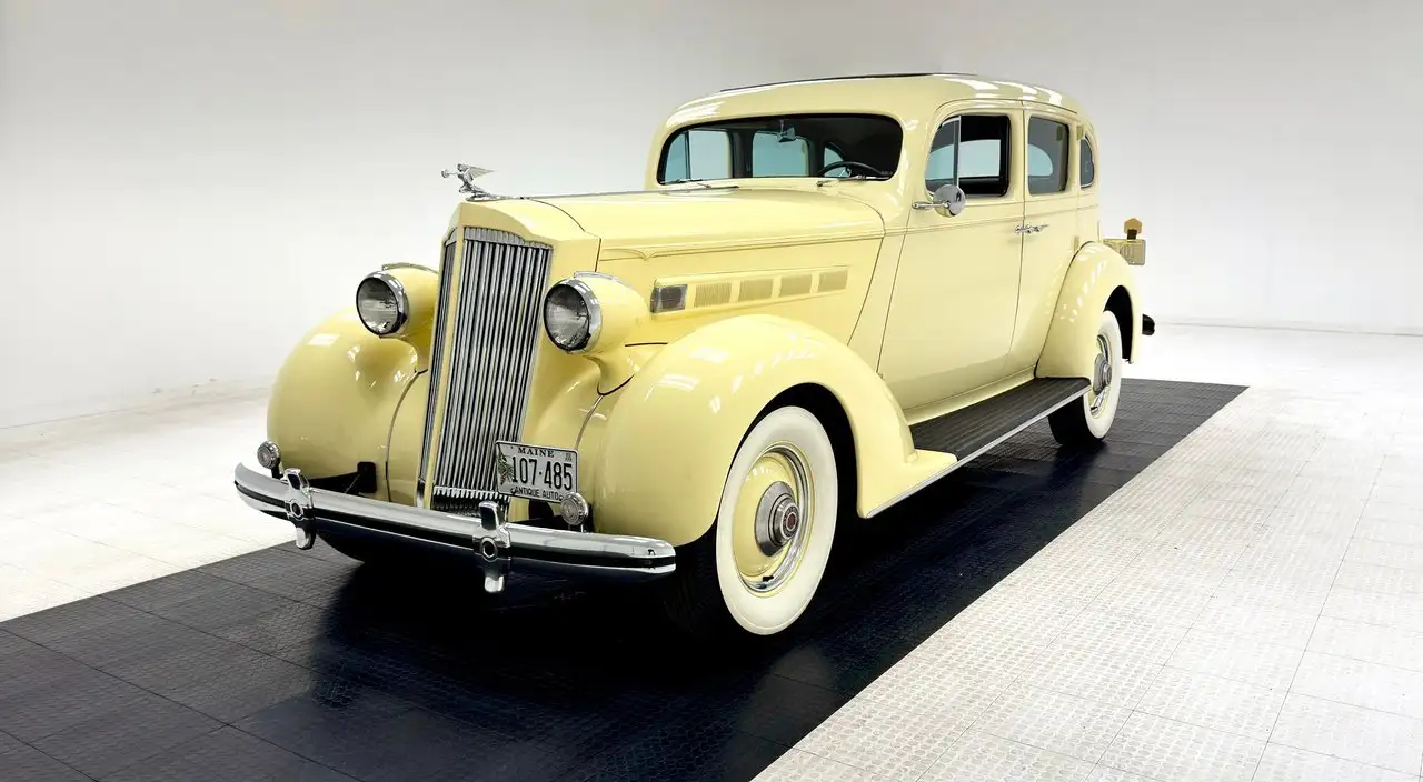 Packard 120 Sedan Series, foto 1