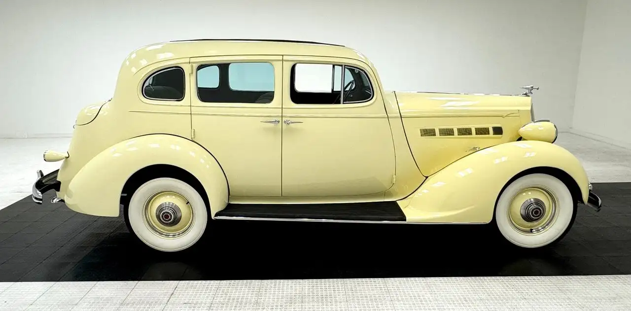 Packard 120 Sedan Series, foto 6
