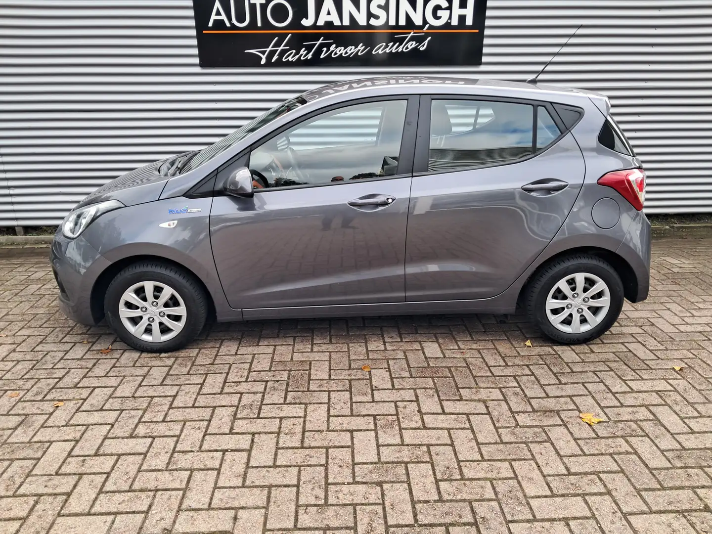 Hyundai i10 1.0i i-Motion Comfort | Clima!! | Cruise control | Grijs - 2