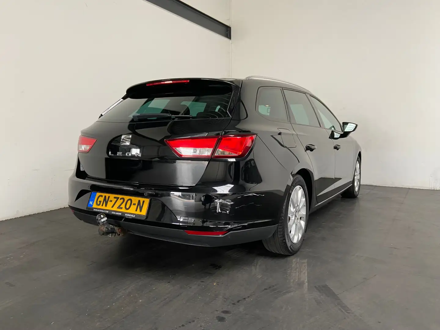 SEAT Leon ST 1.0 EcoTSI Style Connect Noir - 2