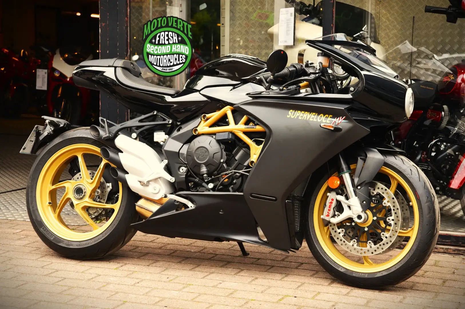 MV Agusta Superveloce 800 ***MOTO VERTE*** Zwart - 1