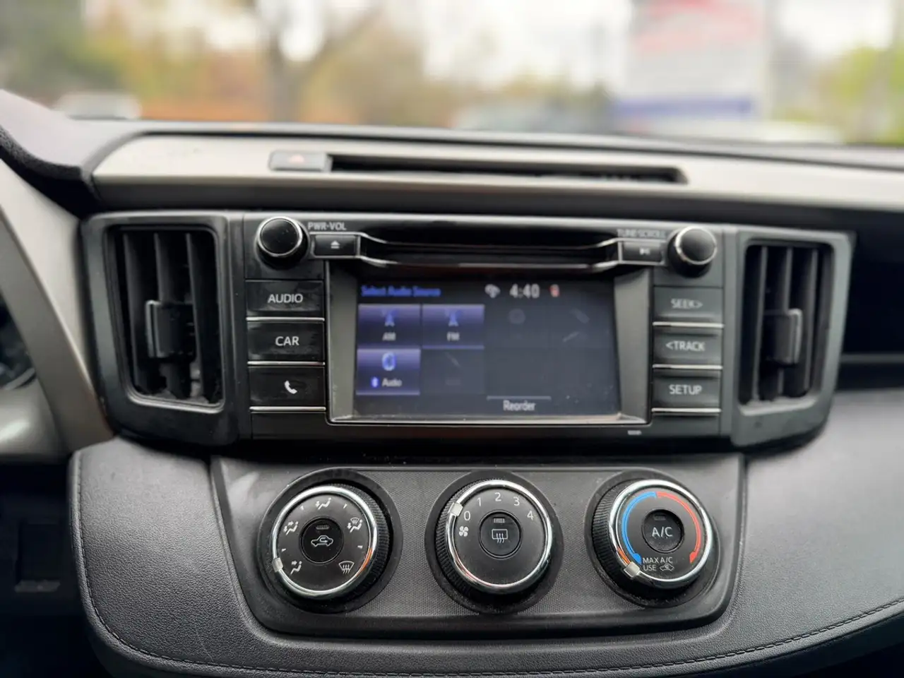 Toyota RAV 4 снимка Toyota RAV 4