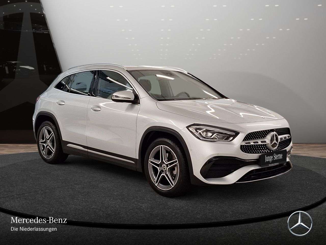 Mercedes-Benz GLA 200