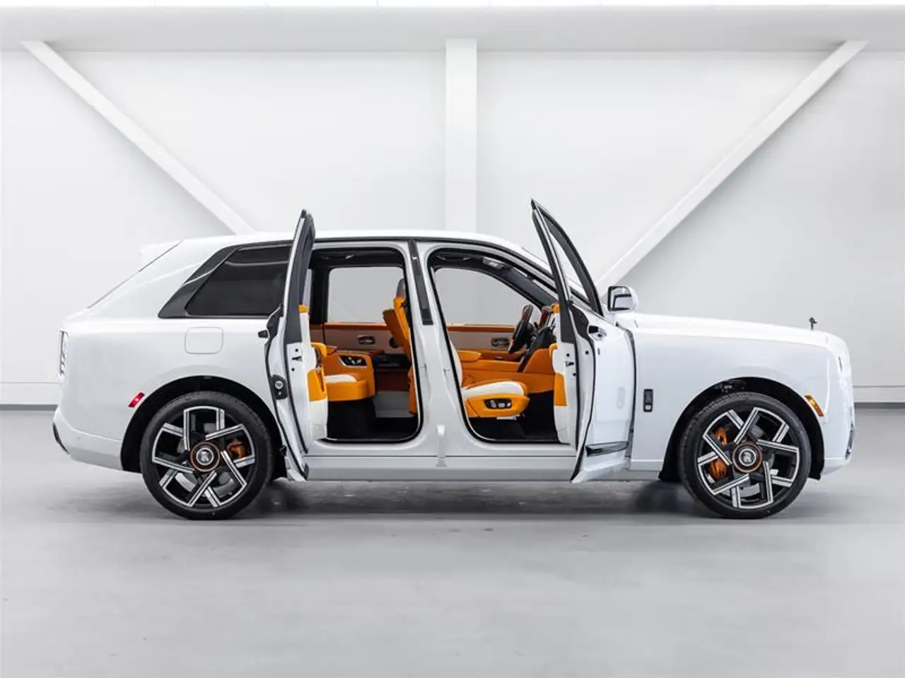 Rolls-Royce Cullinan fotografie Rolls-Royce Cullinan