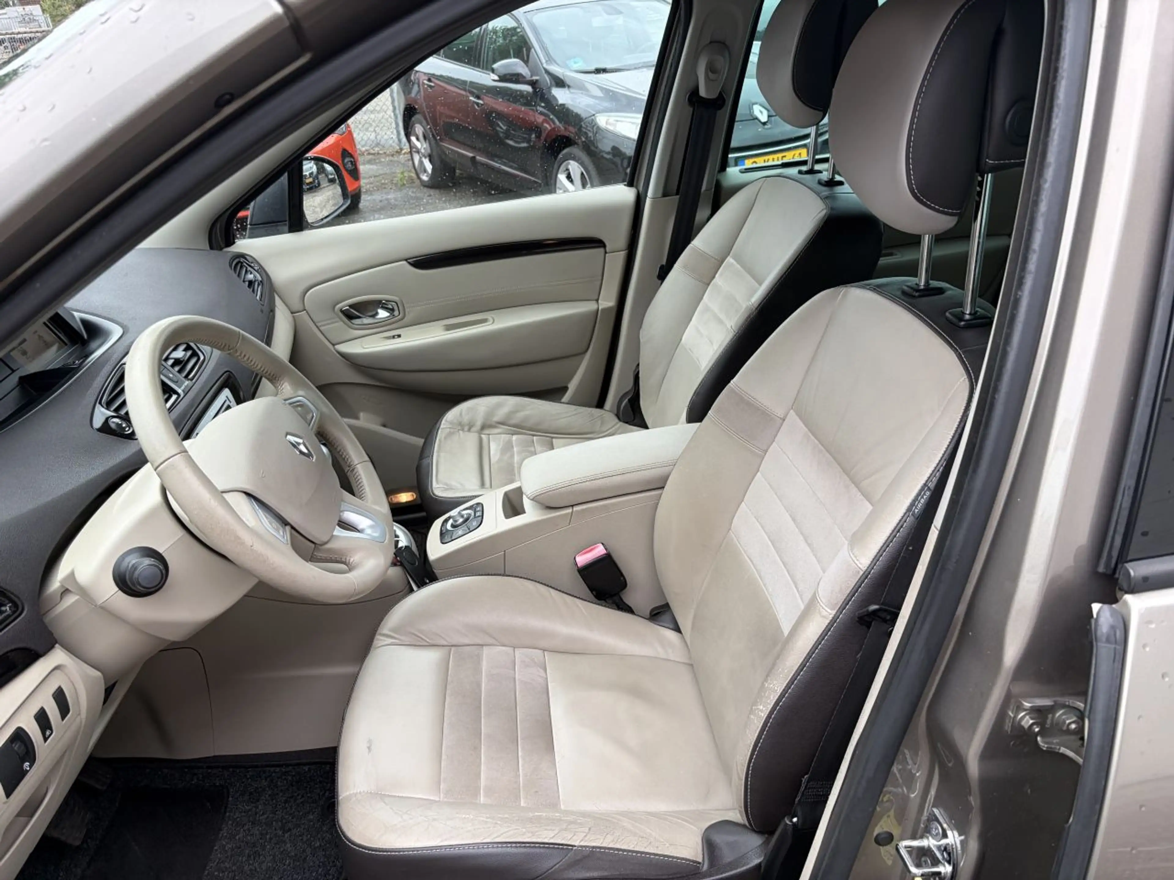 Renault Scenic 2.0 Privilege AUTOMAAT AIRCO LEER — photo 9