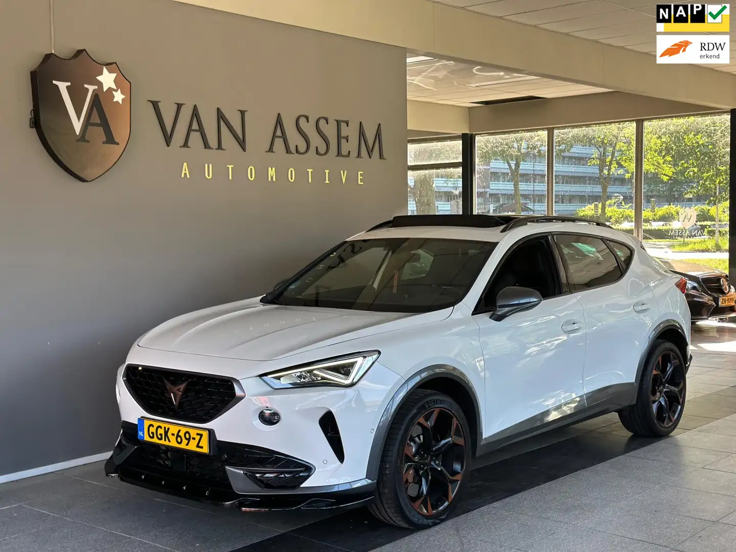 CUPRA Formentor 2.0 TSI 4DRIVE|MAXTON|MILTEK Wit - 1