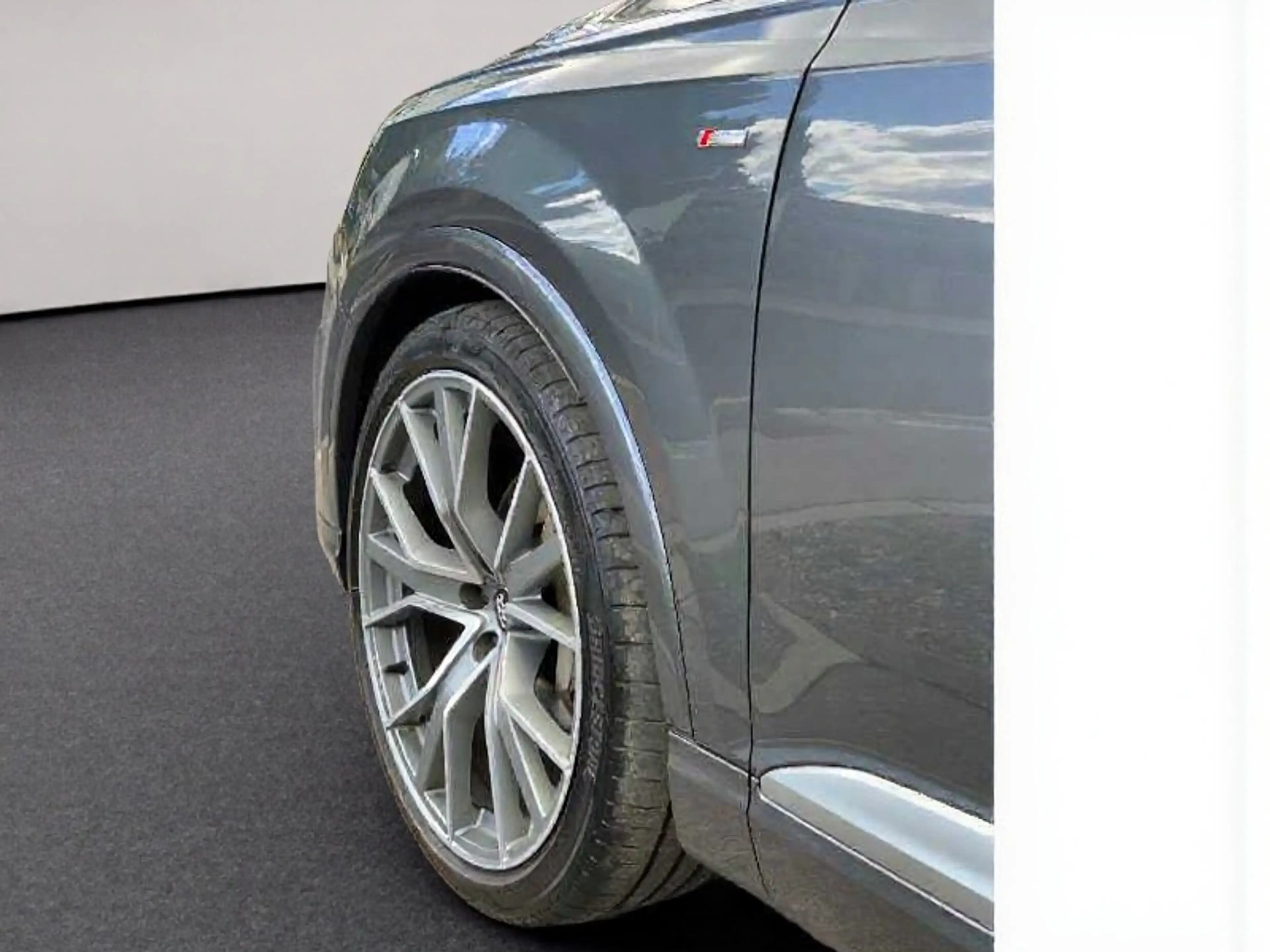 Audi Q7 50 TDI quattro*S-LINE*ERSTBESITZ*GARANTIE — photo 7