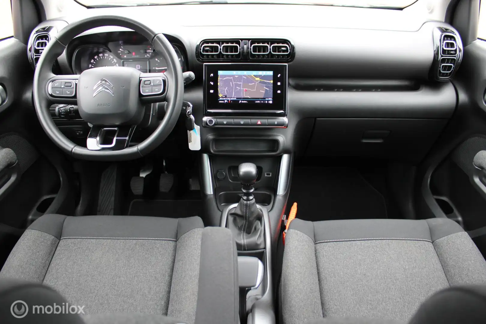 Citroen C3 Aircross 1.2 110 PK Turbo S&S C-Series 110 PK, Pdc, Cruise, Grijs - 2