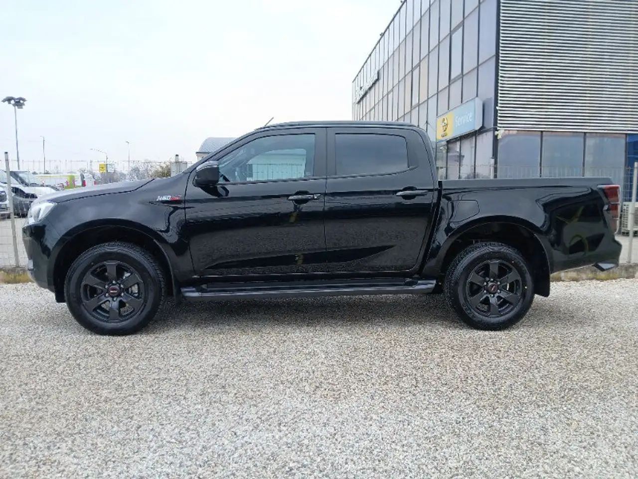 Isuzu Model not specified 2026
