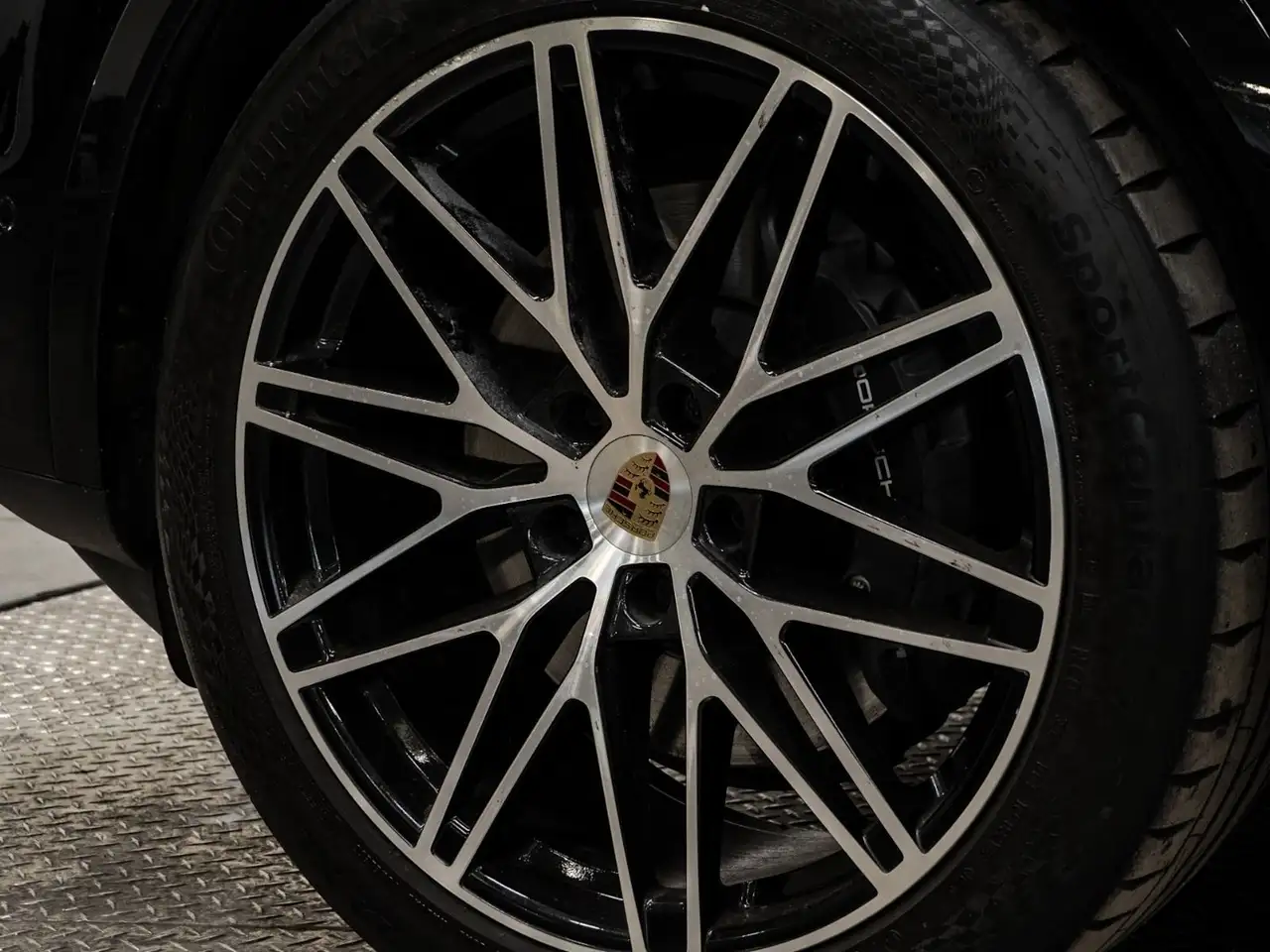 Porsche Cayenne снимка Porsche Cayenne