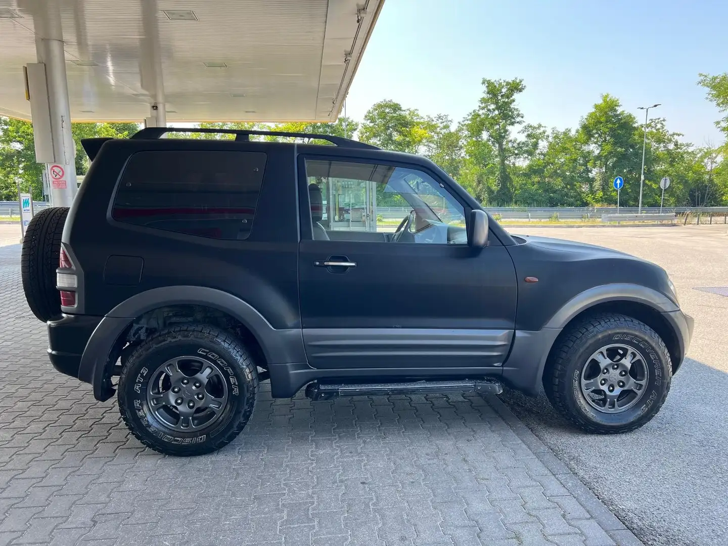 Mitsubishi Pajero 3.2 V60 turbo Diesel Noir - 2