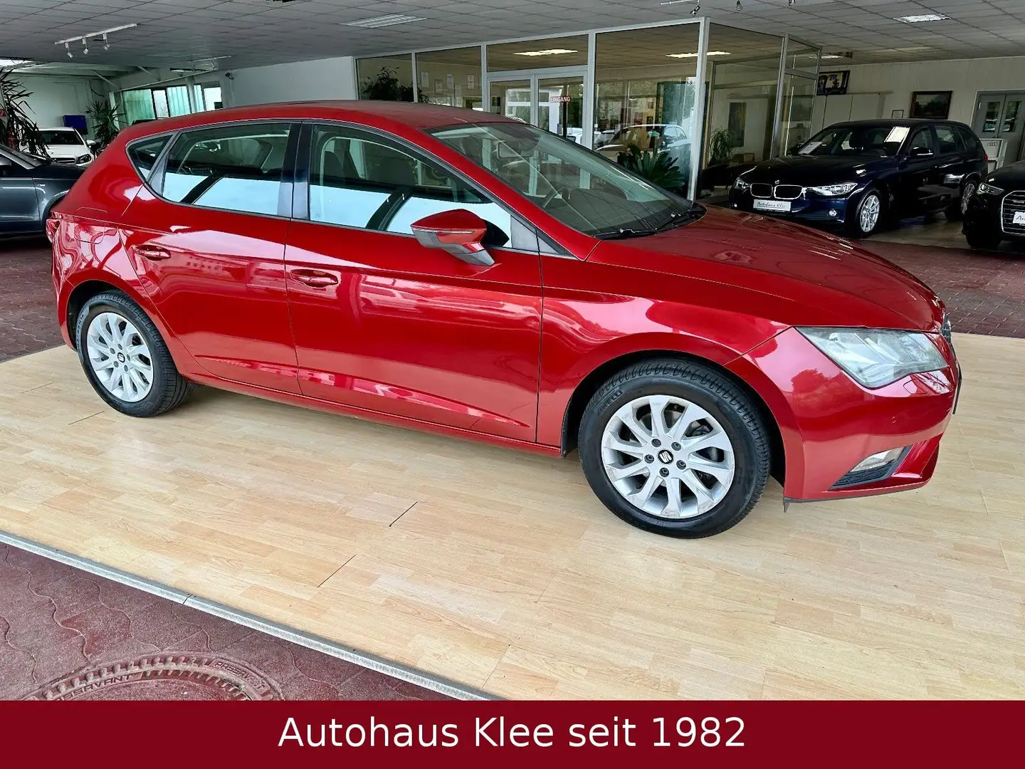 SEAT Leon 1.2 Style *DSG*AHK*NAVI*Scheckheft* Rot - 2