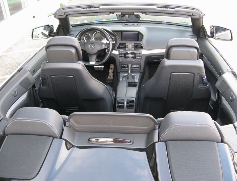Mercedes-Benz E 350 CGI BlueEffi.*Cabrio*AMG Sportpaket*Salzfrei* — photo 13