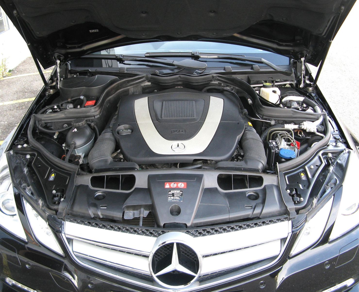 Mercedes-Benz E 350 CGI BlueEffi.*Cabrio*AMG Sportpaket*Salzfrei* — photo 15