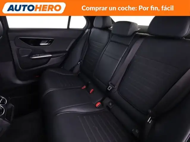 Mercedes-Benz C-Class view 15