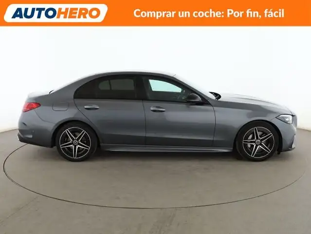 Mercedes-Benz C-Class view 7