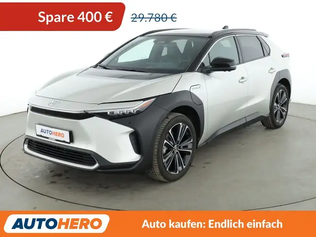 Toyota electric drive 160 kW AWD Aut*NAVI*LED*ACC*CAM*PDC