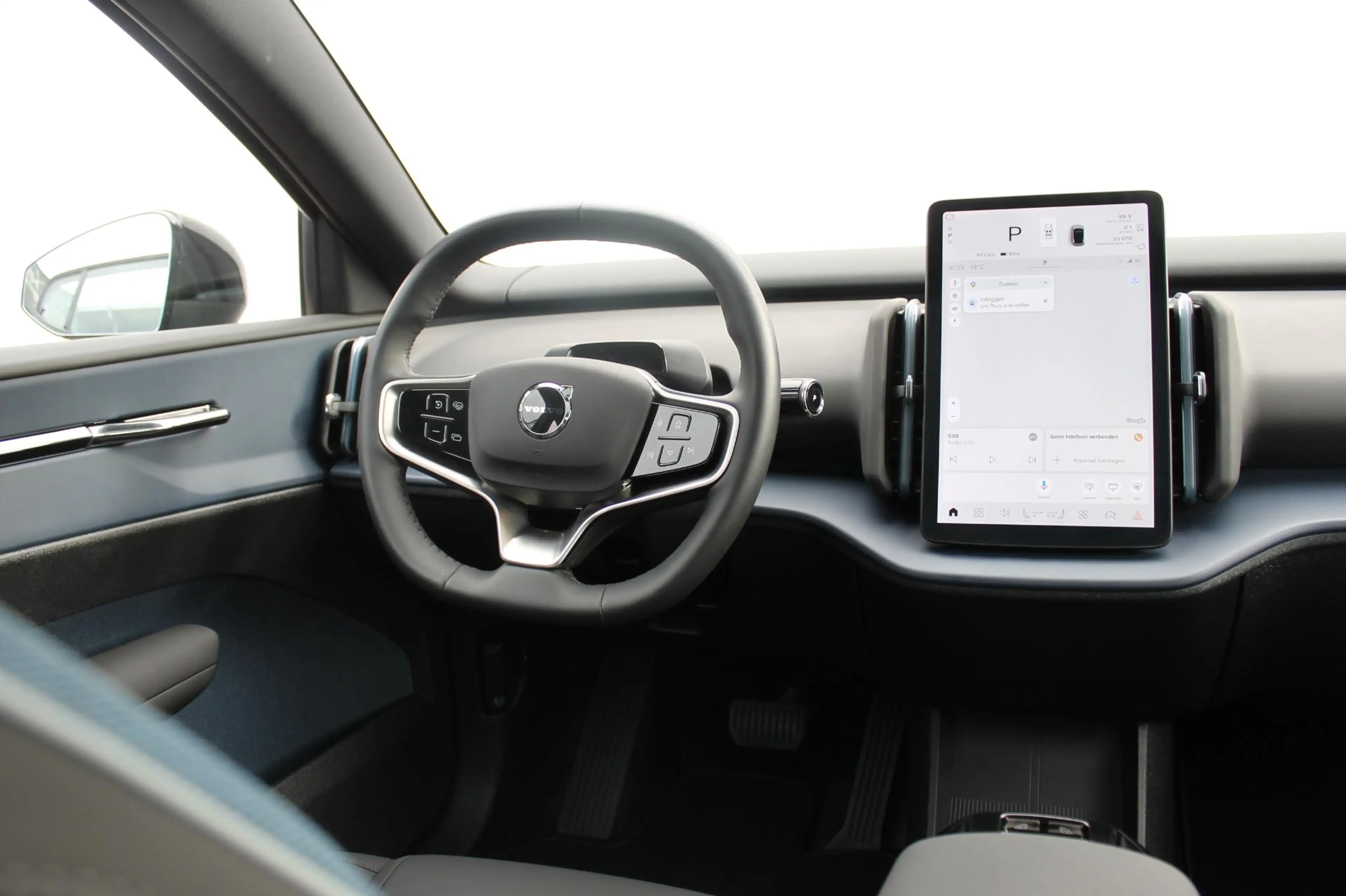 Volvo EX30 Single Motor Extended Range Ultra 69 kWh Semi elek — photo 15
