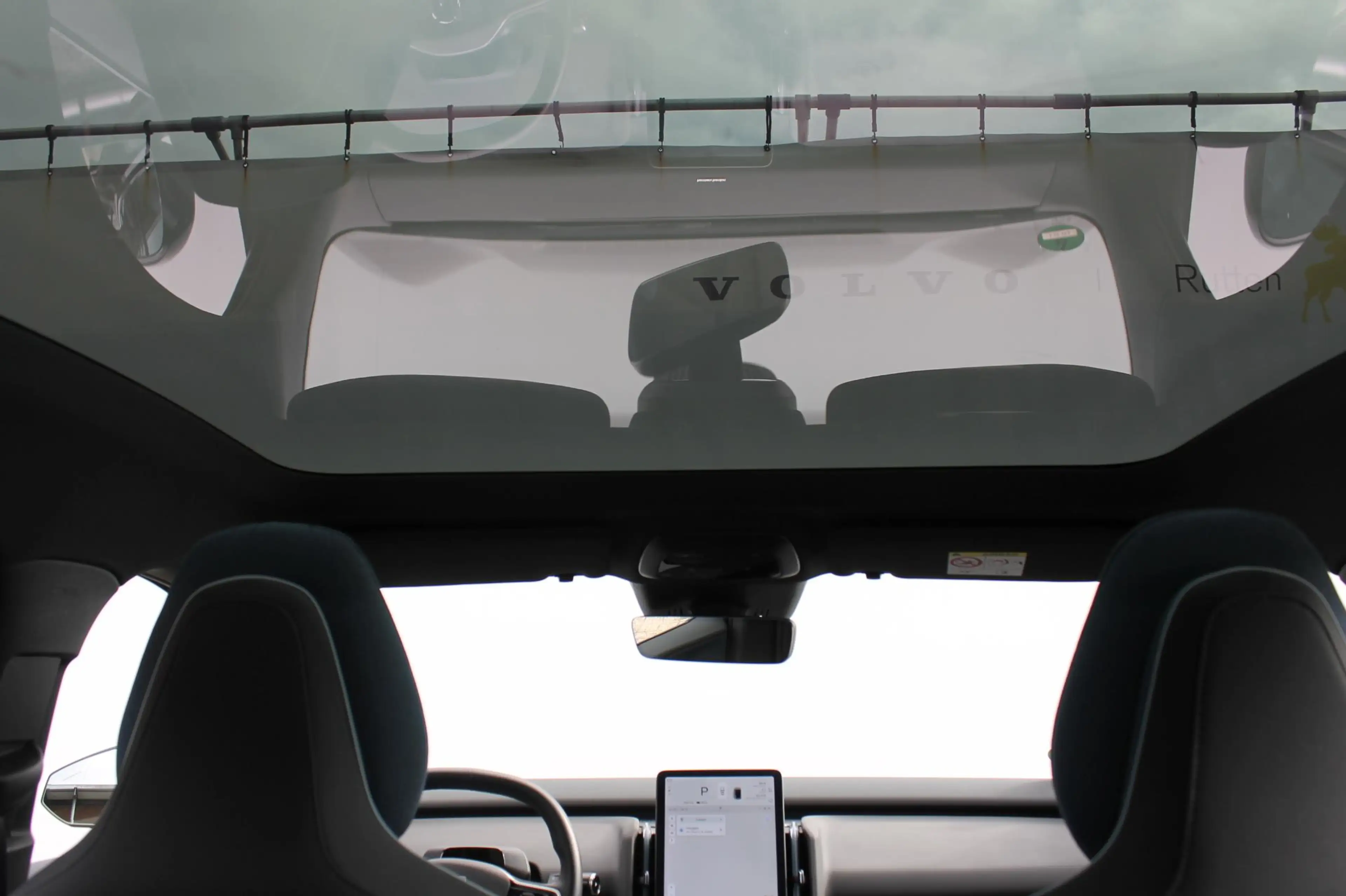 Volvo EX30 Single Motor Extended Range Ultra 69 kWh Semi elek — photo 13