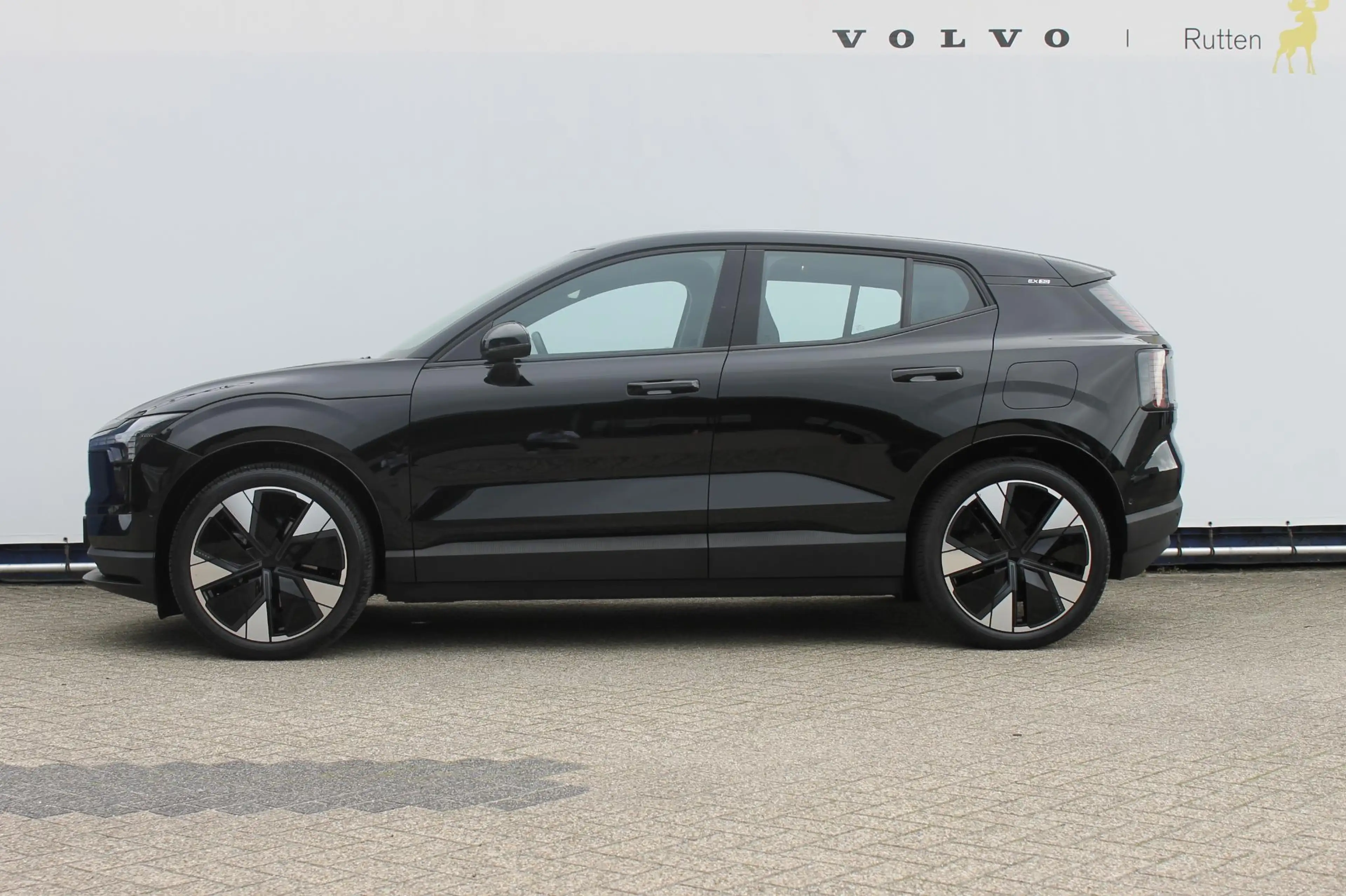 Volvo EX30 Single Motor Extended Range Ultra 69 kWh Semi elek — photo 7