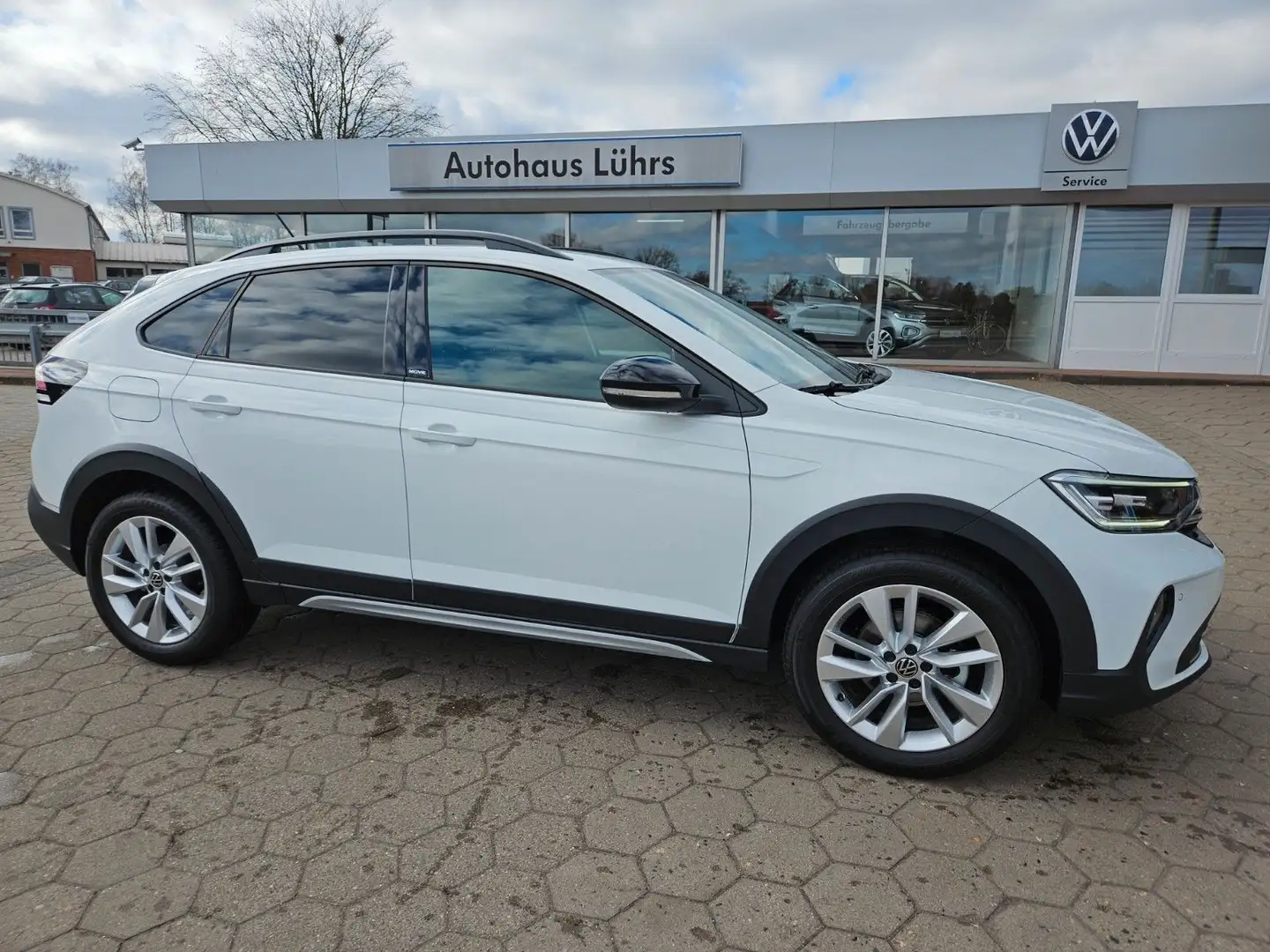 Volkswagen Taigo Move 1.5 TSI 110kW DSG Navi AHK Kamera App Weiß - 2