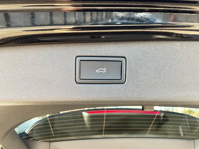 Volkswagen Tiguan view 15