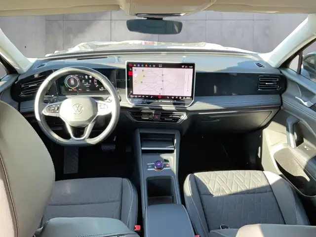 Volkswagen Tiguan view 8