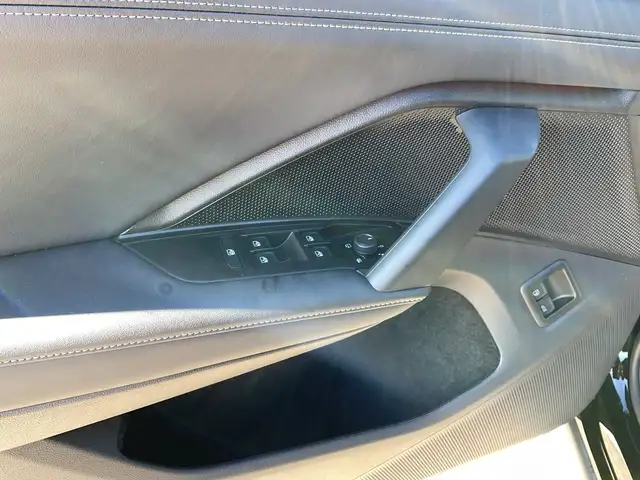 Volkswagen Tiguan view 14