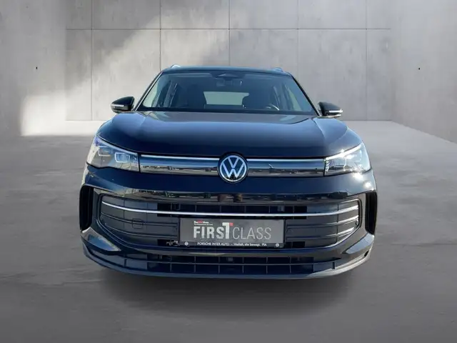 Volkswagen Tiguan view 6