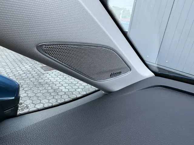 Volkswagen Touran view 18
