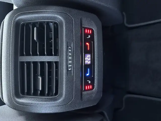 Volkswagen Touran view 20